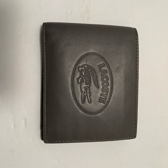 Lacoste Gray bifold wallet with zipper pocket - Picture 2 of 9